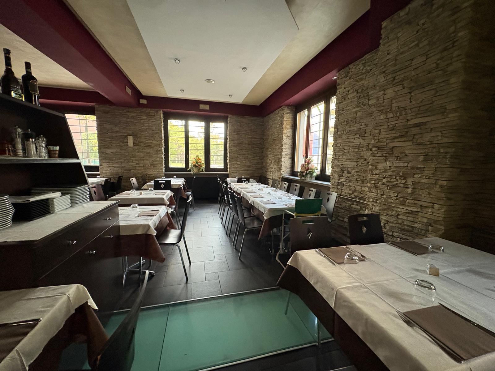 Locale La Livella – Immagine WhatsApp 2025 09 29 ore 02.11.23 d0bd69af
